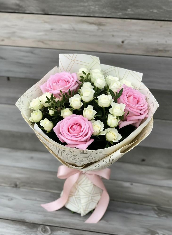 Букет цветов из: Розы в Сергеевке