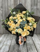 Букет цветов из:  Розы и Лизиантусы #REPLACE_PRED# Сергеевке