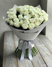 Букет 35 Белых роз в Сергеевке