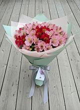 Букет цветов из:  Альстромерии #REPLACE_PRED# Сергеевке