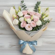 Букет цветов из:  Лизиантусы в Сергеевке