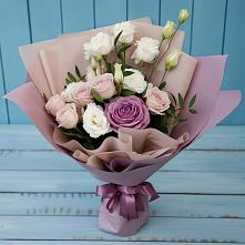 Букет цветов из:  Розы и Лизиантусы в Сергеевке
