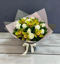 Букет цветов из:  Орхидеи и Розы #REPLACE_PRED# Сергеевке