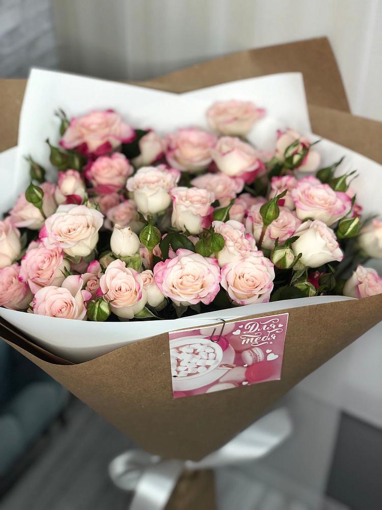 Букет цветов из: Розы в Сергеевке