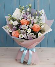 Букет цветов из:  Лизиантусы, Розы, Альстромерии и Гипсофила в Сергеевке