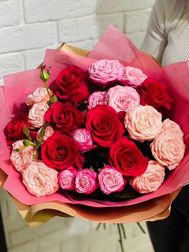 Букет цветов из: Розы в Сергеевке