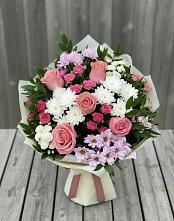 Букет цветов из:  Альстромерии, Гвоздики, Розы и Хризантемы в Сергеевке