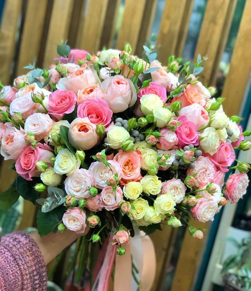 Букет цветов из: Розы в Сергеевке