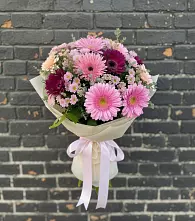 Букет цветов из:  Герберы и Хризантемы в Сергеевке